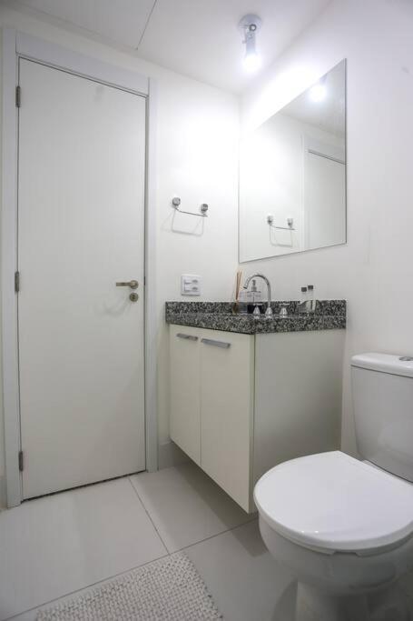 Апартаменты Studio Lindo Ao Lado Do Metro Santa Cecilia Сан-Пауло Экстерьер фото